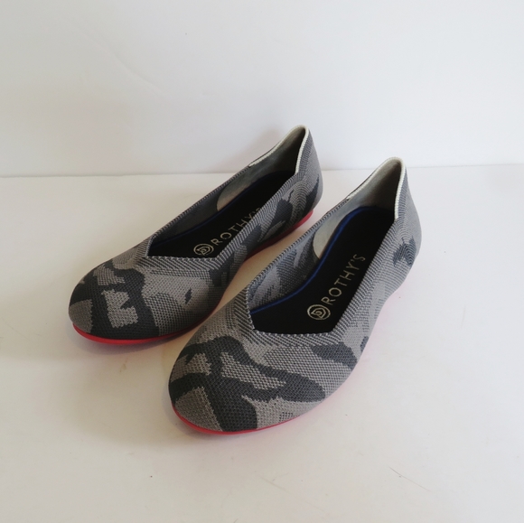 Rothy's Retired Gray Camo Round Toe Ballet Flats - Picture 3 of 12